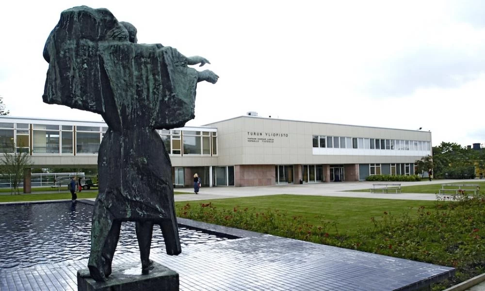 Ανθελληνική έρευνα από πανεπιστήμιο της Φινλανδίας - Η απάντηση του Έλληνα πρέσβη